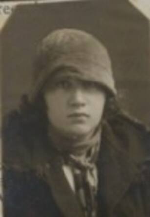 Esther moses Amster.jpg