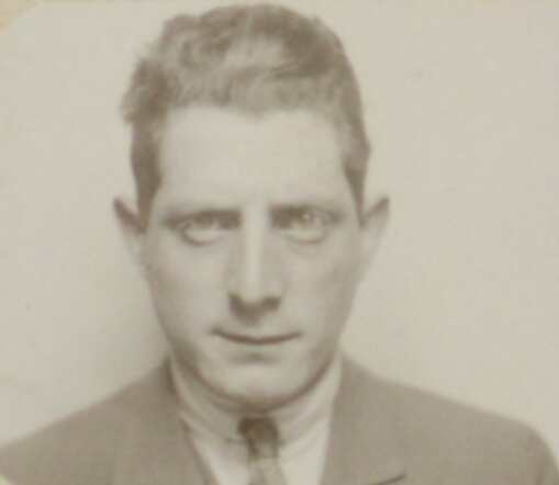 982#1171_002 Joseph Walg ca 1929.tif