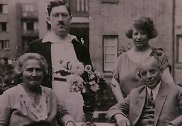 Familie Van Wezel.jpg