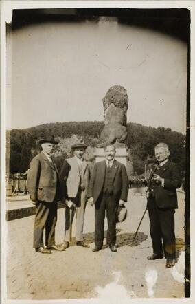 Mozes van Weezel ca 1930- JHM.png