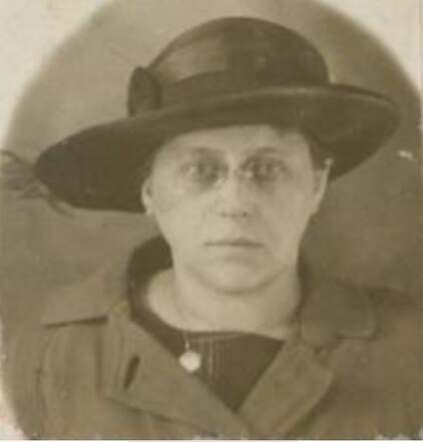 Esther Bed 1923 Felixarchief.JPG