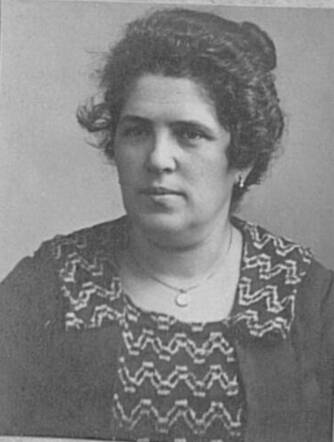Esther Caun