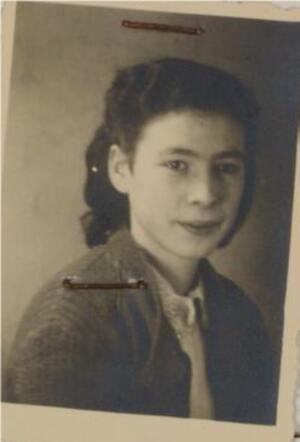 Eva Groen op 16-7-1942.png