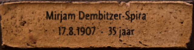 Dembitzer-Spira Mirjam steen.jpg