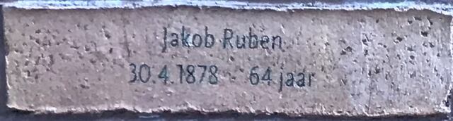 Ruben Jakob steen.jpg