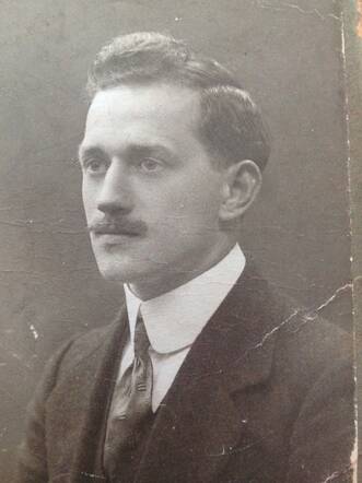 Isaak van Heijningen, her husband (Den Haag 5-8-1889/ Zutphen 15-9-1943).