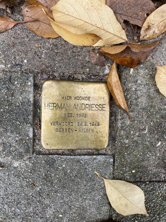 Andriesse stolper.jpg