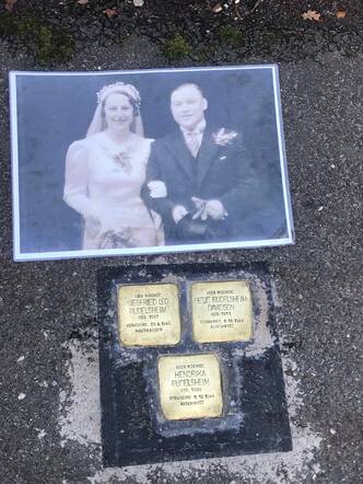 Onthulling stolpersteinen op 8 oktober 2021