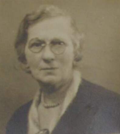 Klara Blitz 1938 Felixarcief.JPG