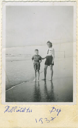 Robbie Alter en (mijn moeder) Bep (de Bruijn), 1937