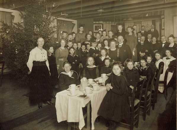 Kerstfeest te Oosterland, 20 dec. 1919.jpg