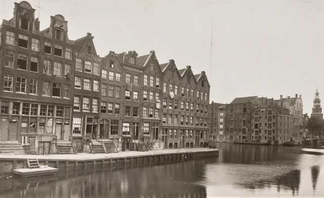 onbjr StadsarchAdam Nieuwegrachtje hele str bewerkt.jpg