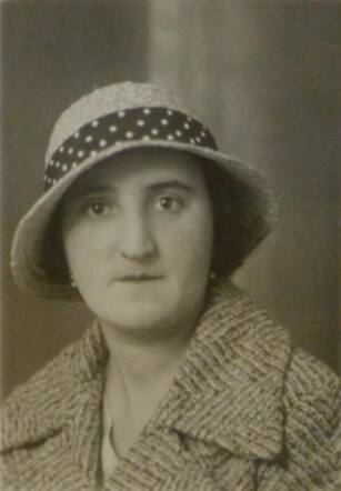 Francisca Polak 1932 Felixarchief.JPG