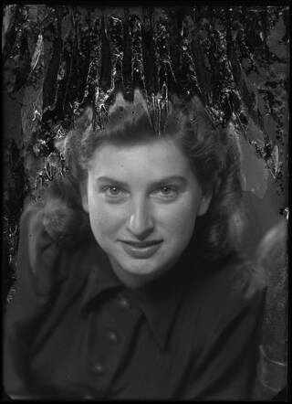 010164012888 Evaline Preso, 1942 - Archief Amsterdam.jpg