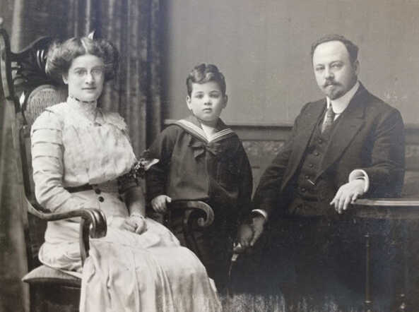 Adolf Wallach_4.jpg