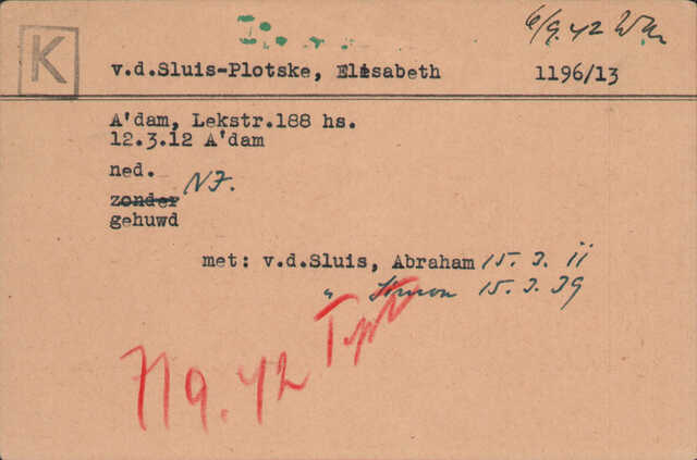 Elisabeth Plotske 1912.jpg
