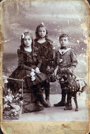 IRoosje, Marianna en Salomon.jpg