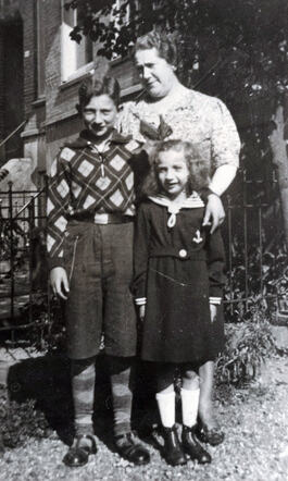 Erna Menco met Herman en Eleonore Ida.jpg