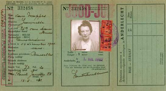 Jeannette van Dam, ID card