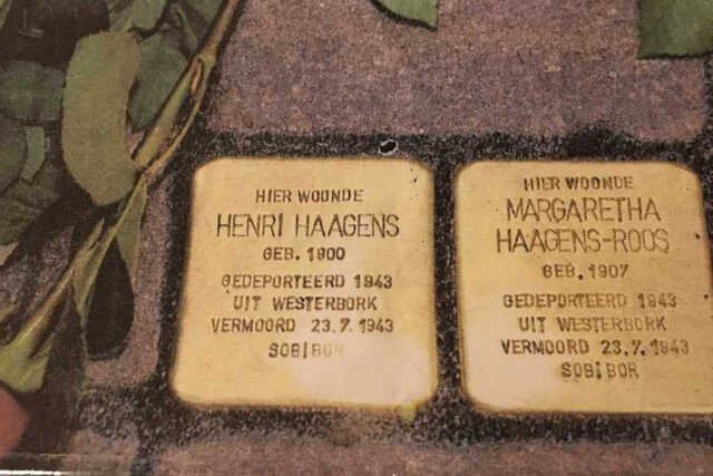 Stolperstein Henry en Margaretha.JPG