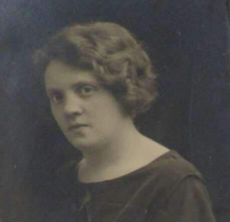 Esperance van der Woude 1925 Felixarchief.JPG