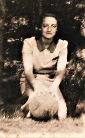 Lotte Meier.jpg