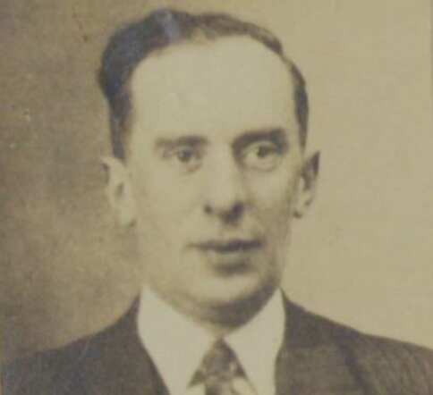 Arnold Vleeschdrager 1937 Felixarchief.JPG