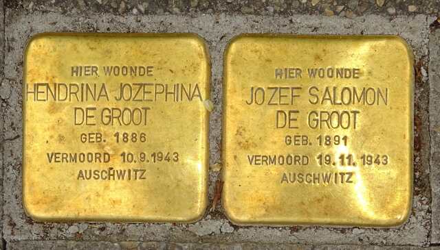 stolpersteine Westerlaan 44.JPG
