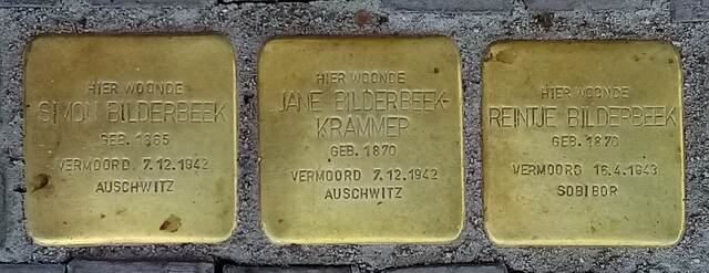 stolpersteine Willemskade 15.jpg