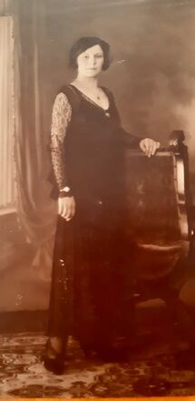 Ita Chiel-Antmann op 35-jarige leeftijd. Den Haag 1930