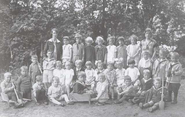 Bewaarschool-Zonnebrink-1928.jpg