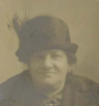 Mietje Fierlier 1925 Felixarchief.JPG
