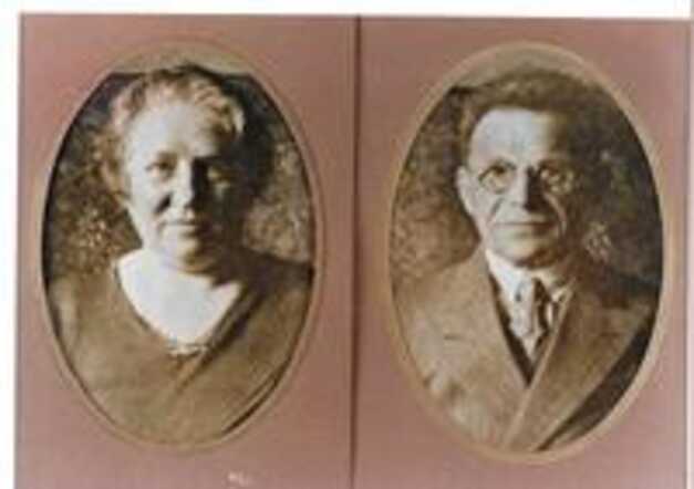 isaac_en_rebekka_boeken_pekel_2_medium.jpg