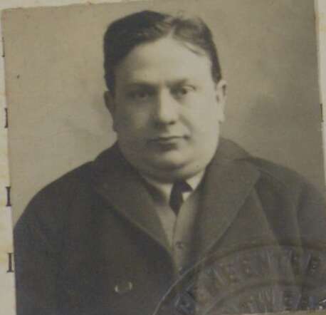 Mozes de Metz b. 1890 c. 1927.png