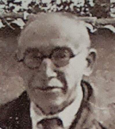Wolf Pekel KD 00350  75.jpg