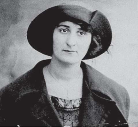 Bertha Vijevano 1921 Felixarchief.JPG