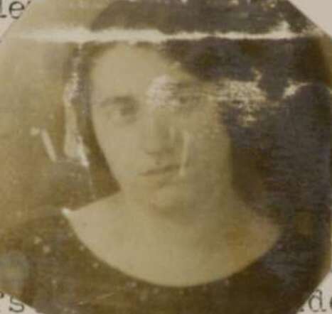 Rebecca Vierra 1924 Felixarchief.JPG