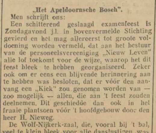 Nieweg, Herman, 1927.06.30, Fotograaf examenfeest.jpg