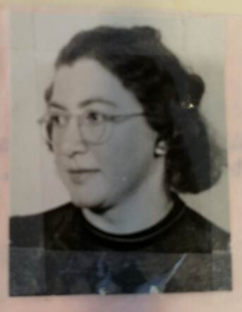 Hendrina Reich-Bouwman pasfoto gemeentearchief Diemen